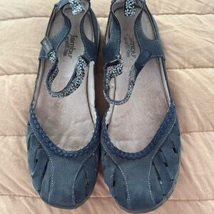 JBU by Jambu Apple Blossom style Women's Mary Jane Shoes